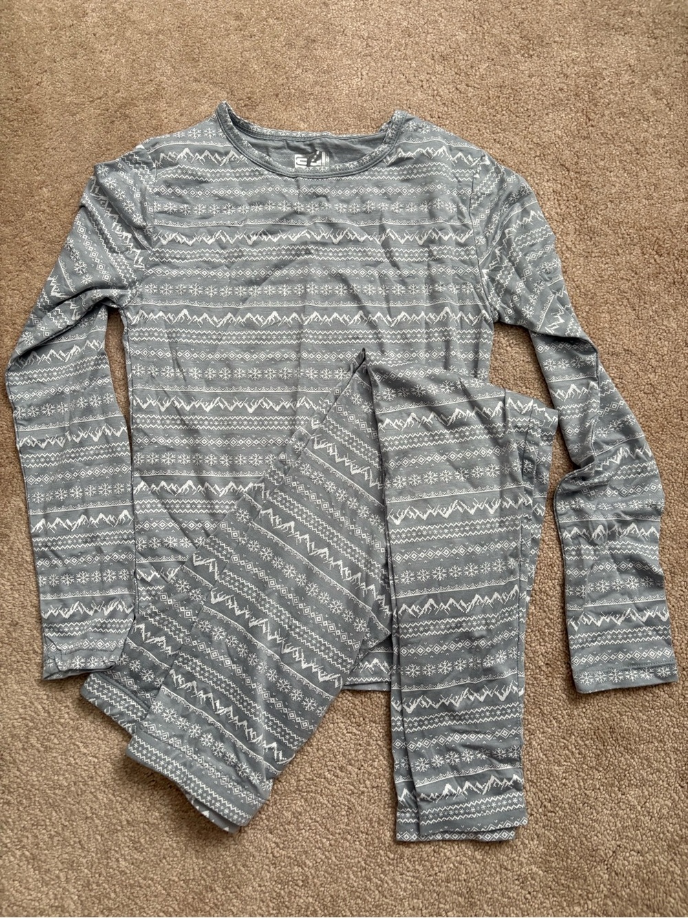 32 Degrees Kids Gray and White Fair Isle Pajama Set